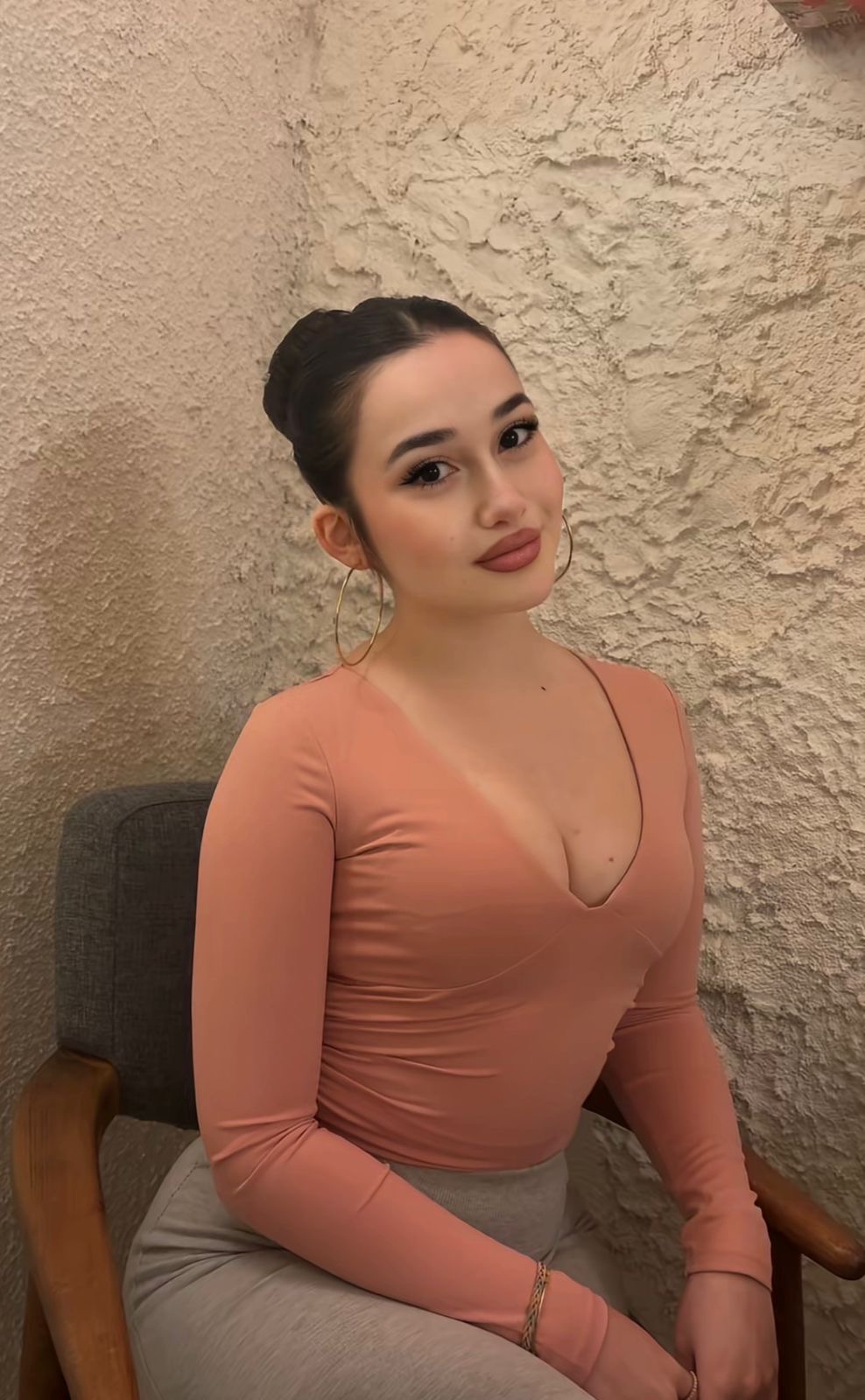 Buruk Cumhuriyet Başarılı Kadın Escort Bayan Kaderin