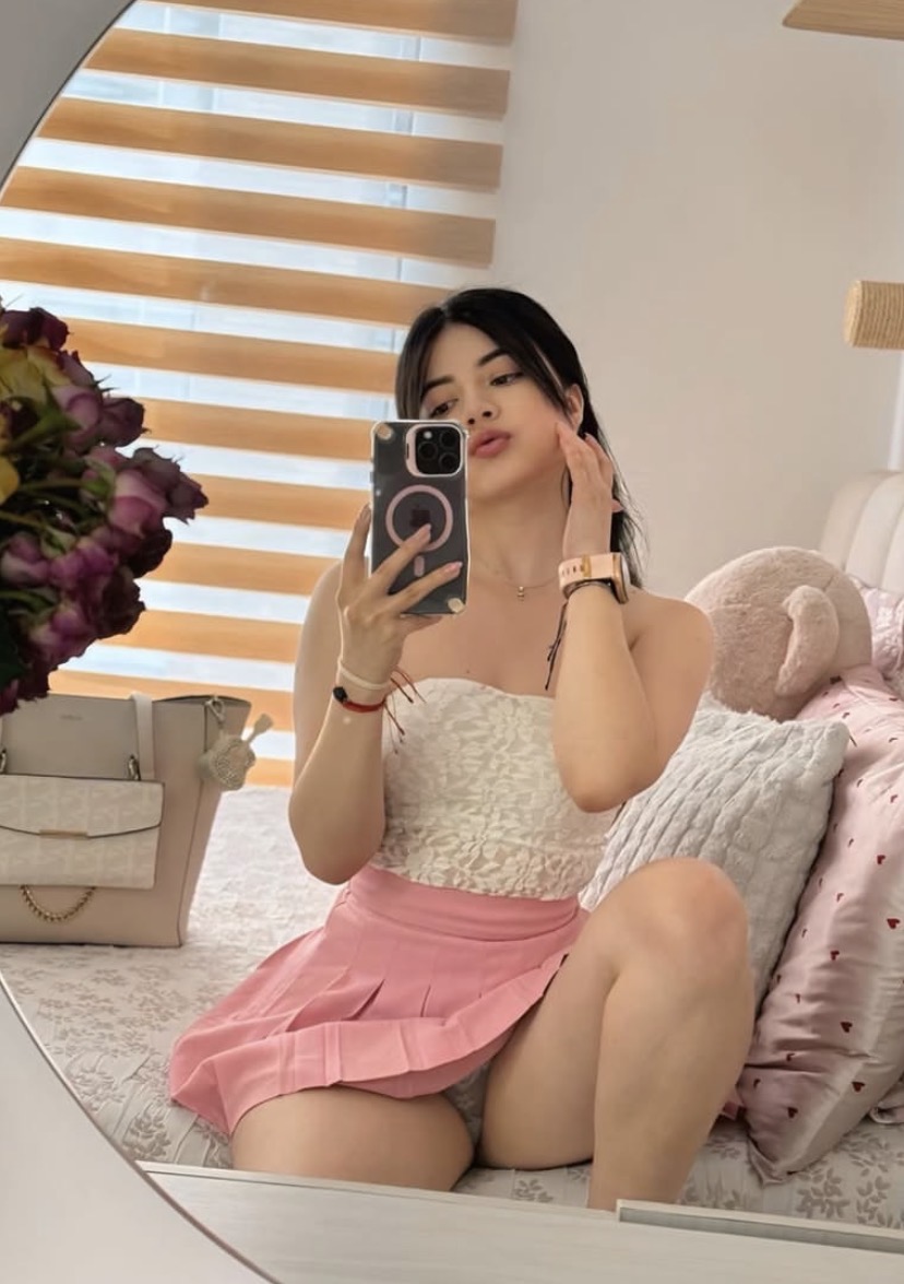 Kızıltahta Güler Yüzlü Bayan Escort Bayan Kadeh